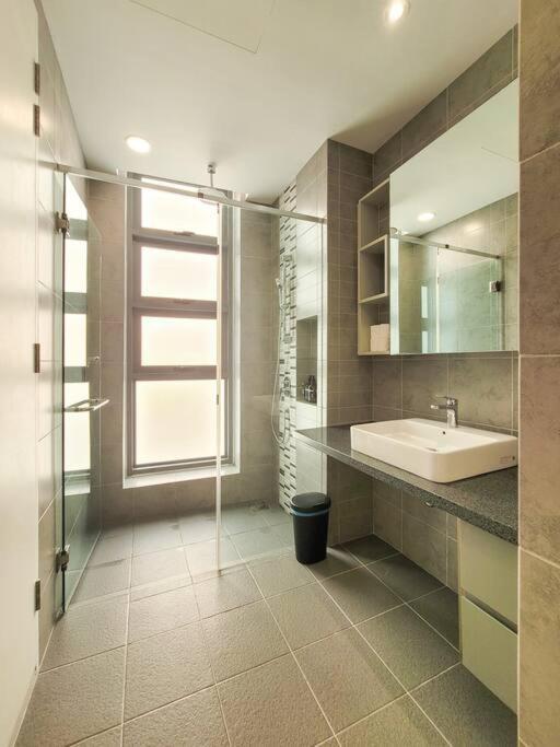 The Robertson @ 118 Tower Super View Apartment Kuala Lumpur Bagian luar foto